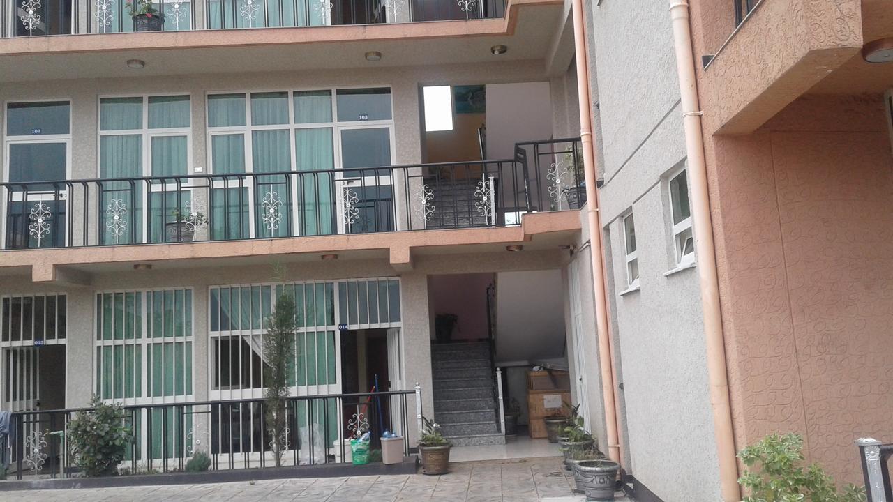 Caron Pension Bahir Dar Luaran gambar