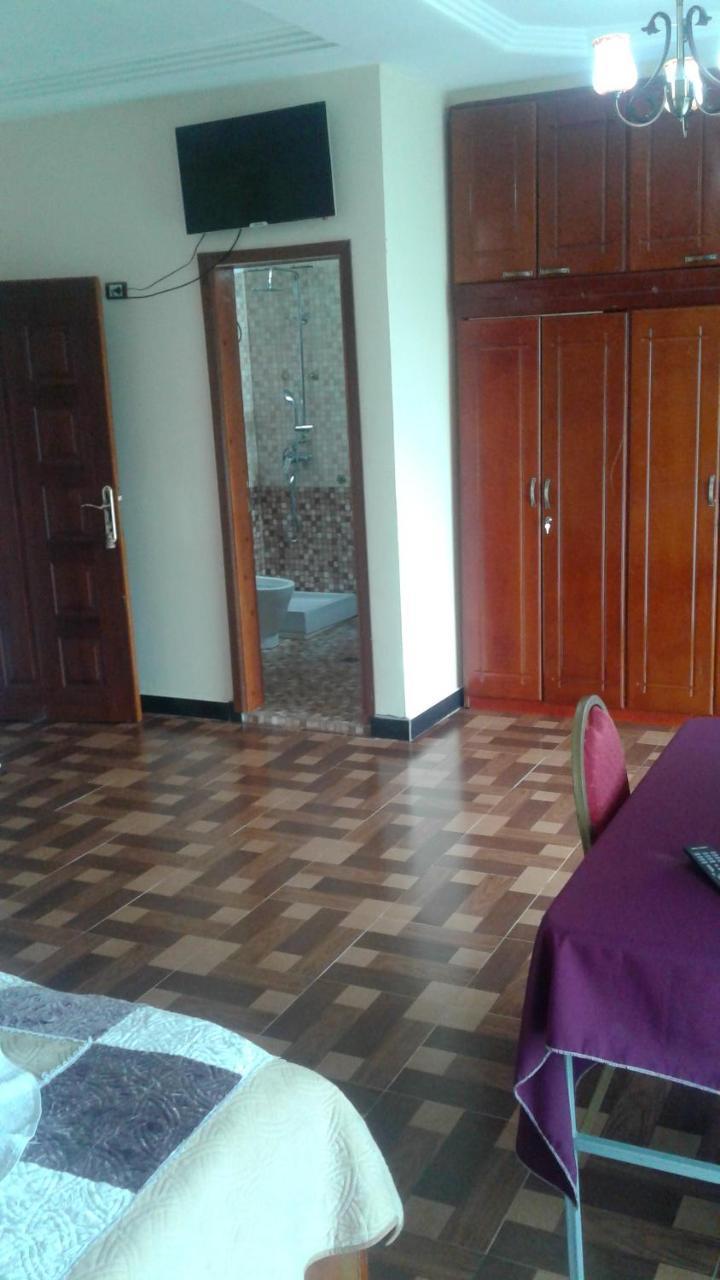 Caron Pension Bahir Dar Luaran gambar